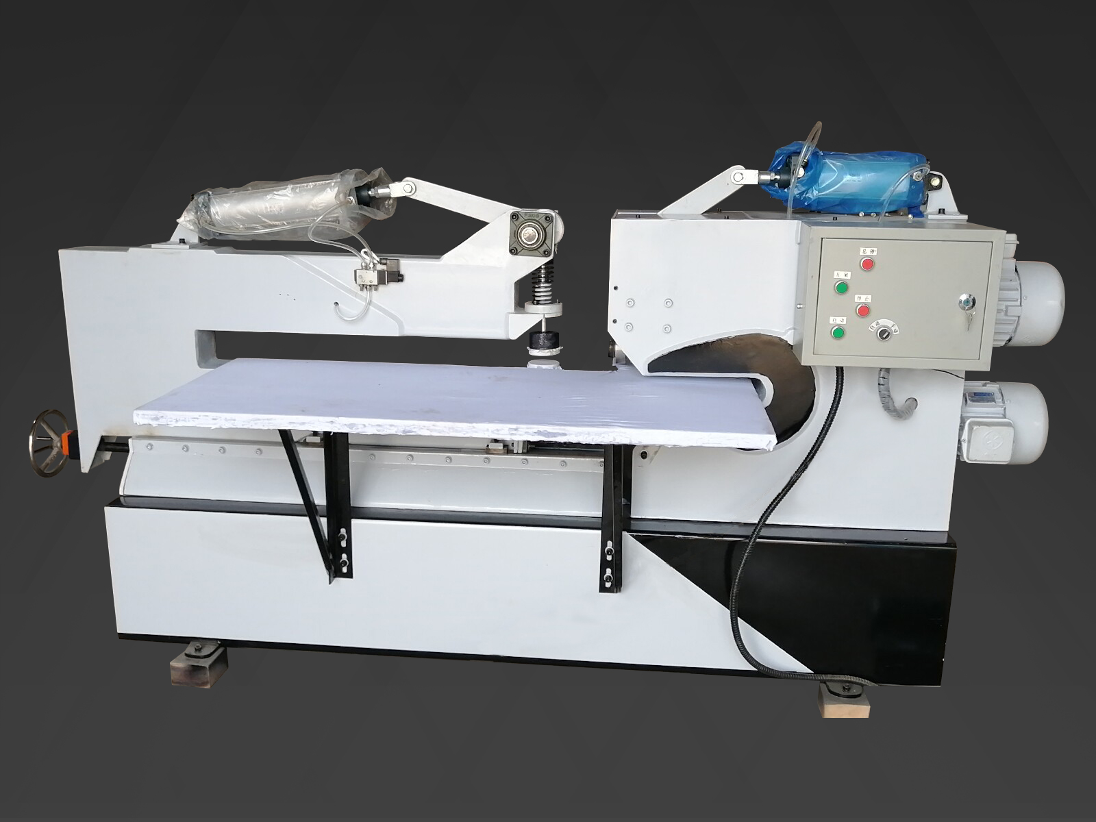 你知道剪圓機的幾個特點呢？